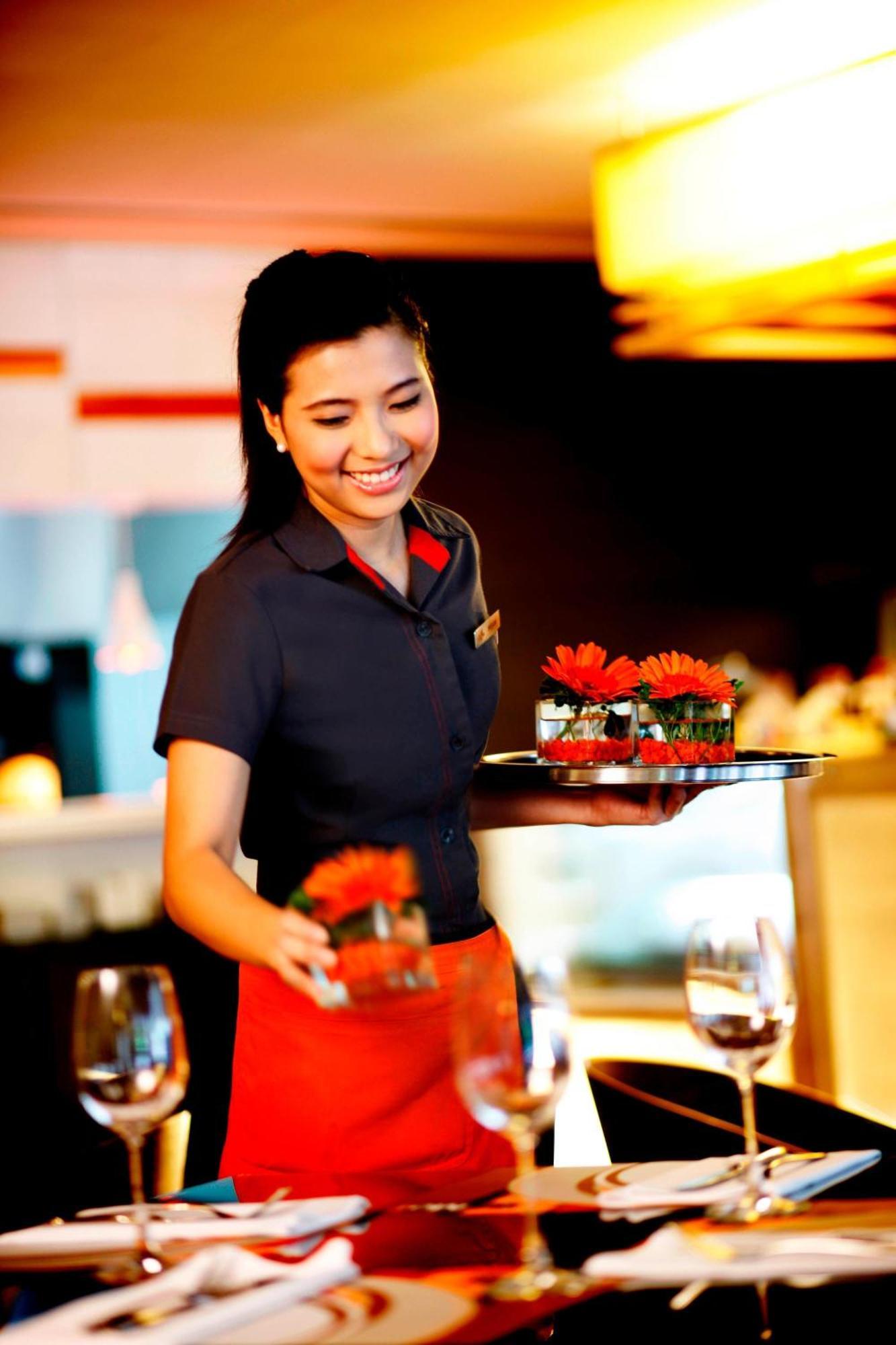 Sathorn Vista, Bangkok - Marriott Executive Apartments Bagian luar foto